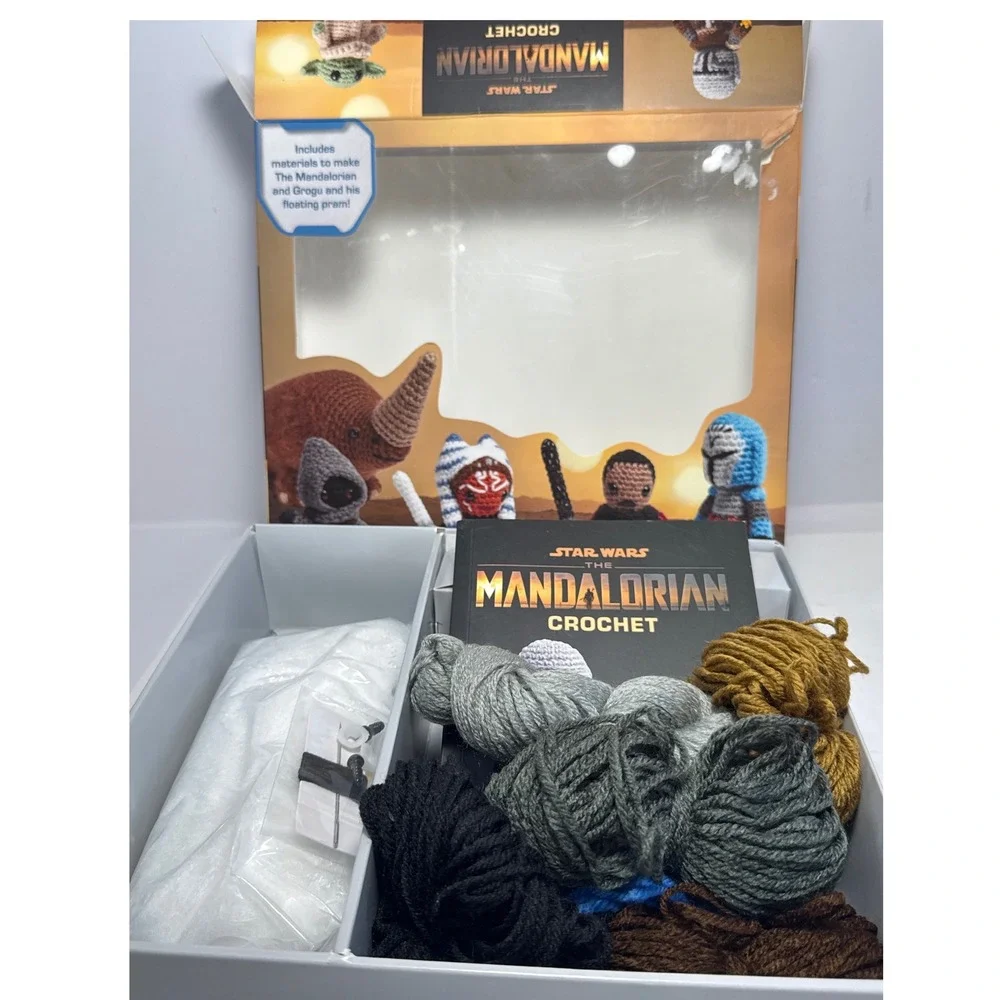 Thunder Bay Press Star Wars The Mandalorian Crochet Kit New Box Wear DIY Craft